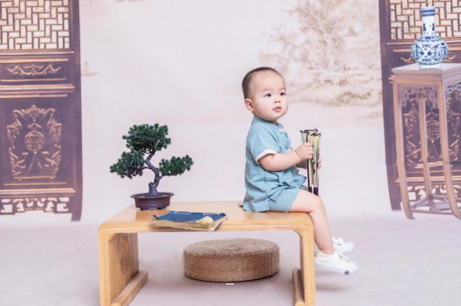 广州包生男孩的试管医院宝宝多久开始攒肚